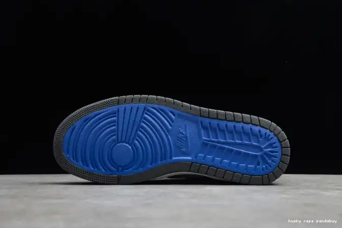 Cheap Husky (Esports) CMFT Jordan 1 High Legends Air DD1453-001 of Zoom League 0513